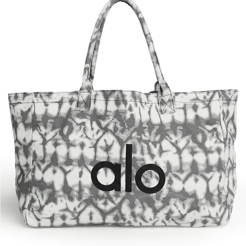 Alo Yoga Bag NWT Grey Tie Dye